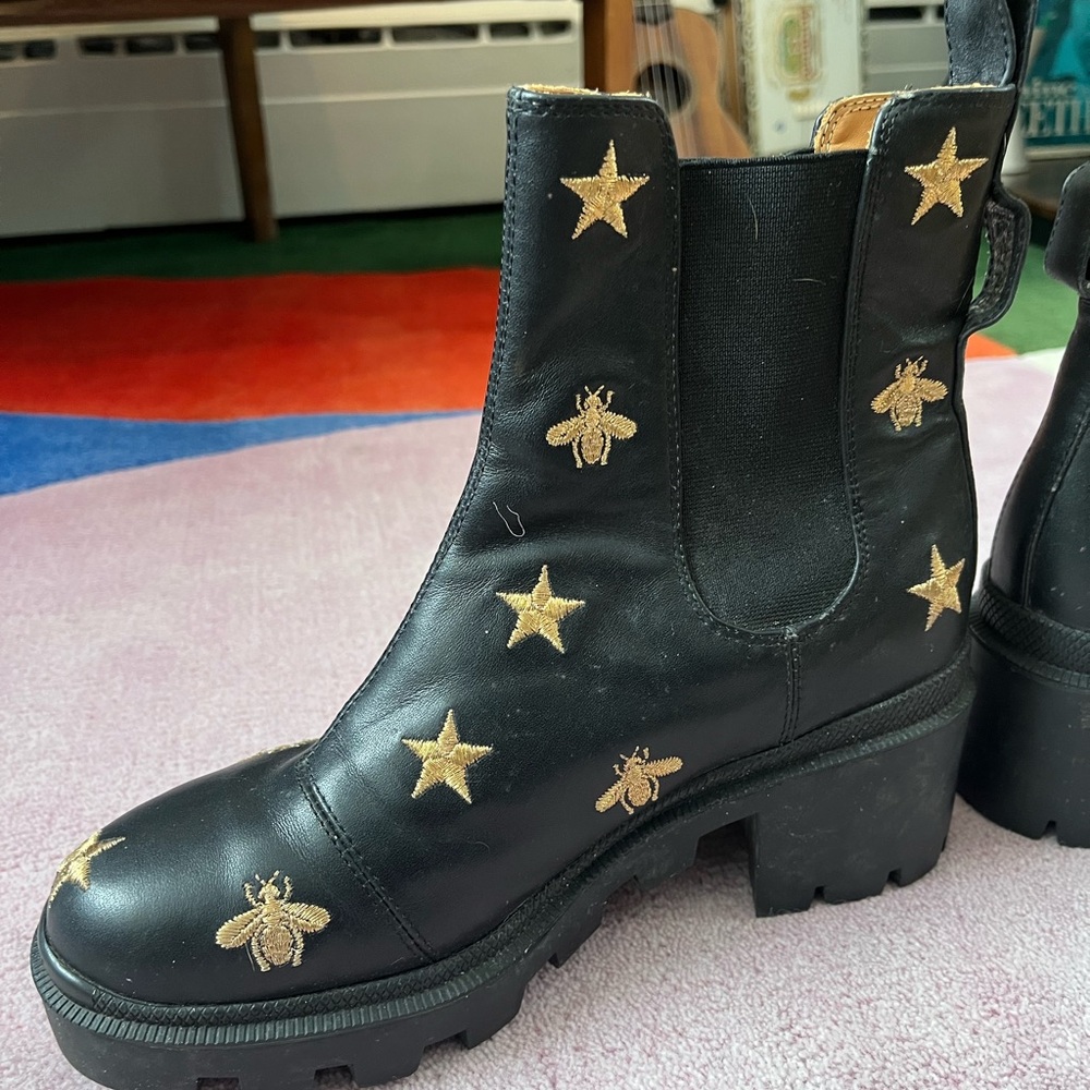 Black Ankle Boots with Star and Bee Embroidery - Picture 4 of 10